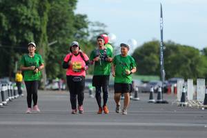 BIB: 
                            <button type="button" onclick="openModal(5247216)" class="btn btn-primary btn-sm float-right btn-popup" data-toggle="modal" data-target=".modal-high-quality">
                        <i class="fas fa-shopping-cart"></i> Add to Cart
                    </button>
                                            <button type="button" onclick="isThisMe(5247216, true)" class="btn btn-success btn-sm float-right btn-popup btn-isme hidden" data-toggle="tooltip" data-placement="bottom" title="นี่คือรูปของคุณใช่ไหม คลิกที่นี่เพื่อเอาเข้าอัลบั้ม">
                        <i class="fas fa-plus"></i> Add to album
                    </button>
                    <button type="button" onclick="isThisMe(5247216, false)" class="btn btn-warning btn-sm float-right btn-popup btn-isnotme hidden">
                        <i class="fas fa-ban"></i> Remove from album
                    </button>